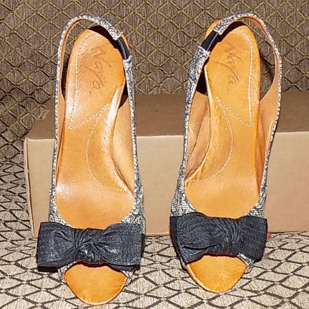 Naya Giada wedges Fabric/leather upper US 8m